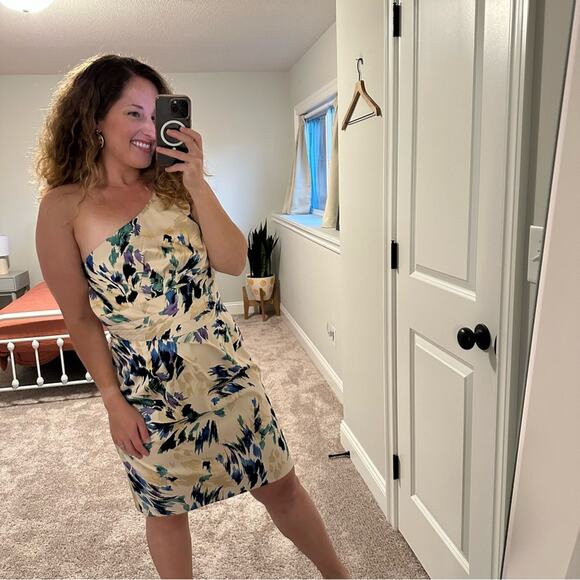 Antonio Melani Golden Printed One Shoulder Mini Dress 10 - Picture 3 of 8